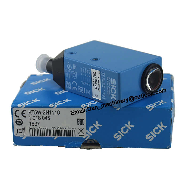 

Original SICK KT5W-2N1116 10 mm LED Color mark Sensor, Contrast Sensor
