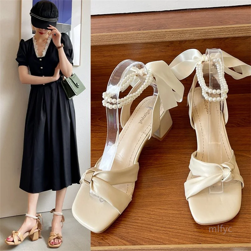 

Thick-heeled sandals female 2021 summer new pearl bow beaded fairy style square head buckle girl high-heeled shoes fashion shoes