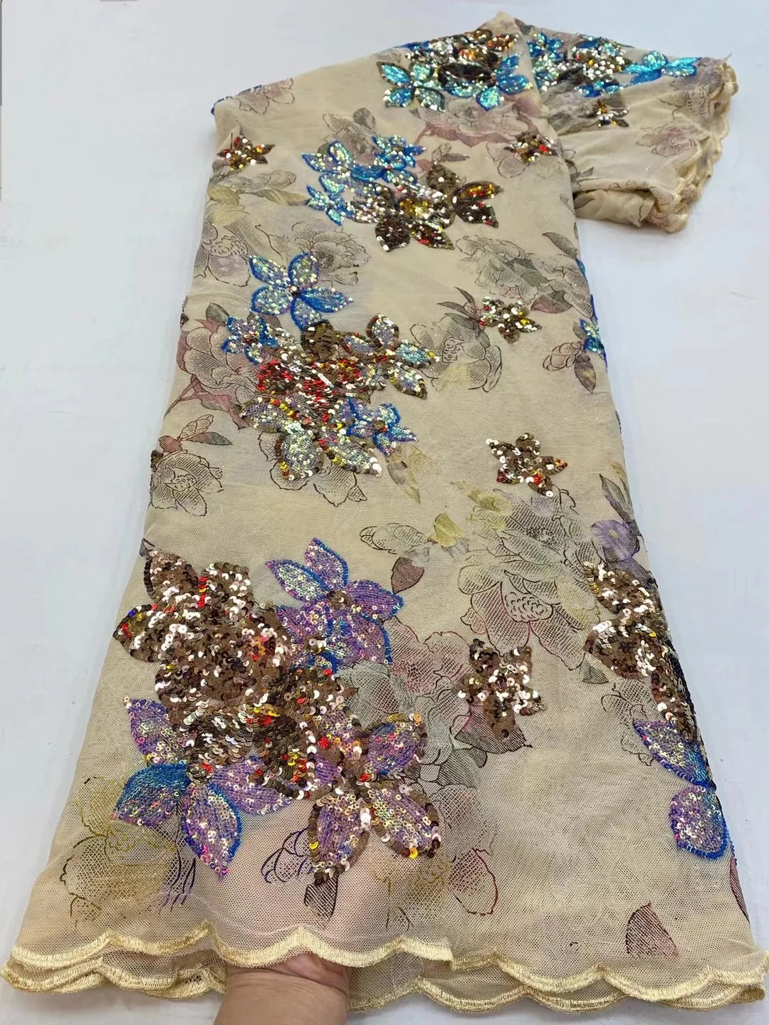 

Latest African Lace Fabric 2021 High Quality Tulle Lace Nigerian Lace Fabrics With Sequins Embroidery For Party Dress S961