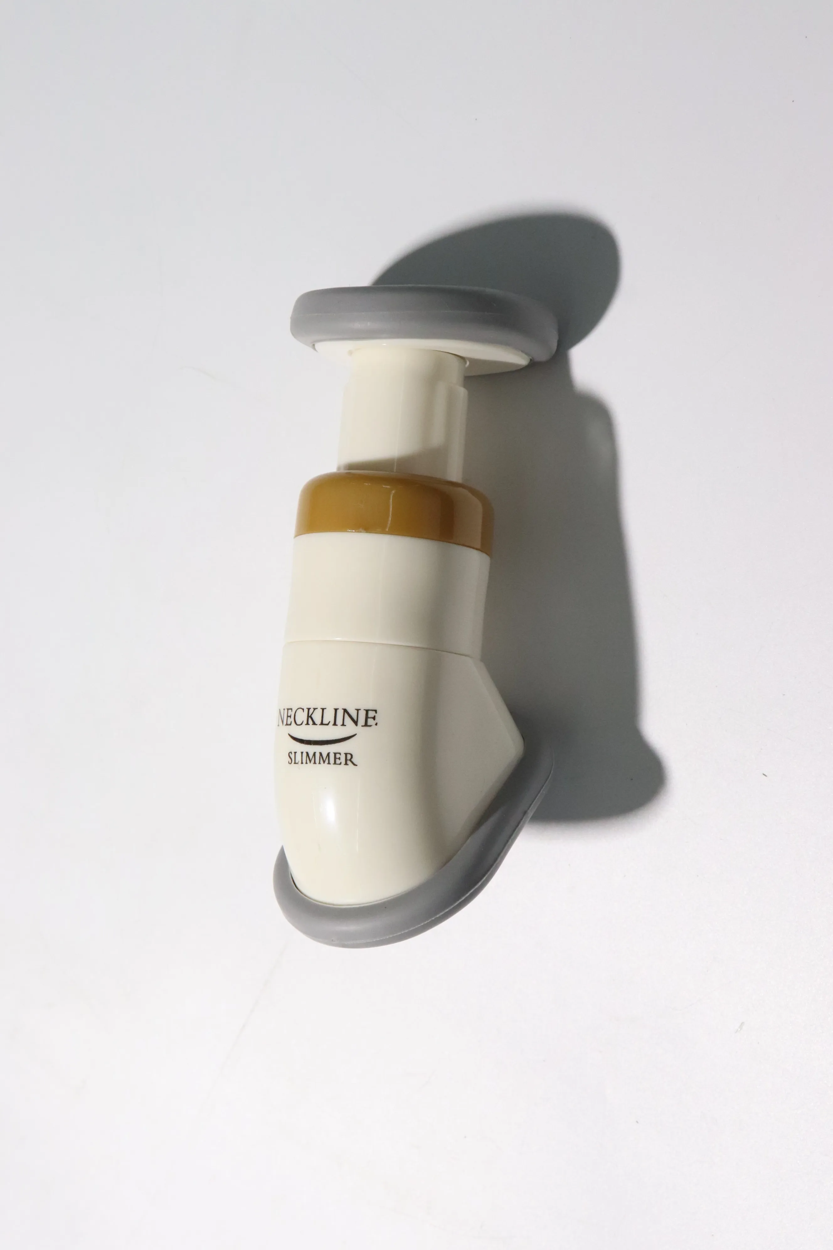 

Portable Neckline Slimmer Chin Massager Neckline Exerciser Thin Jaw Reduce Double Chin With Carrying Bag Unisex