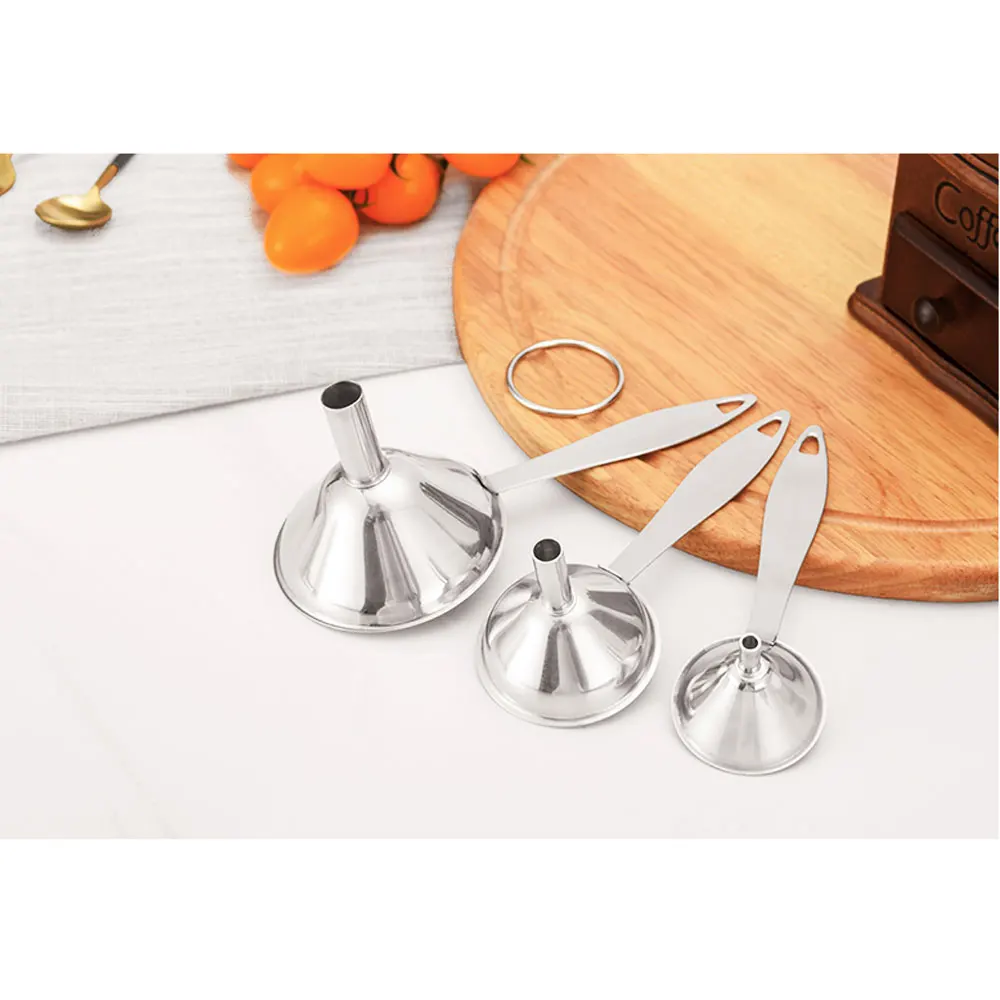 

3Pcs/Set Stainless Steel Funnel Filling Funnel with Handy Long Handle, Great for Transferring of Essential Oils, Liquid, Fluid