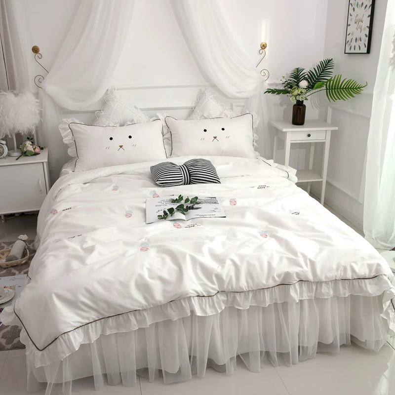 

White Lace Princess Wedding Luxury Bedding Set King Queen Pure Cotton Bed Skirt Duvet Cover Embroidered Pillowcase Bedclothes