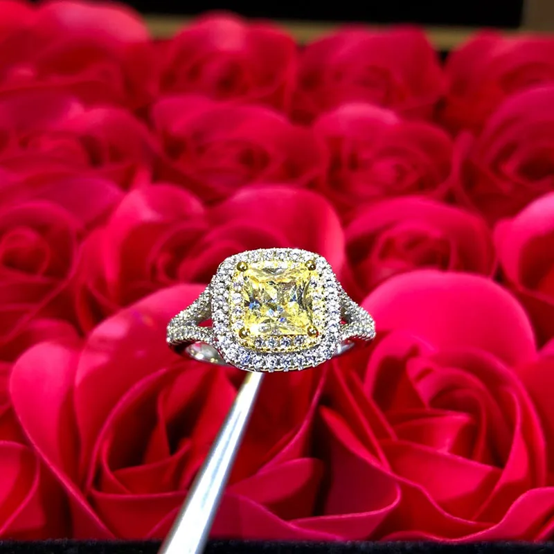 

Female high sense S925 sterling silver square yellow zircon ring elegant noble fashion boutique gift