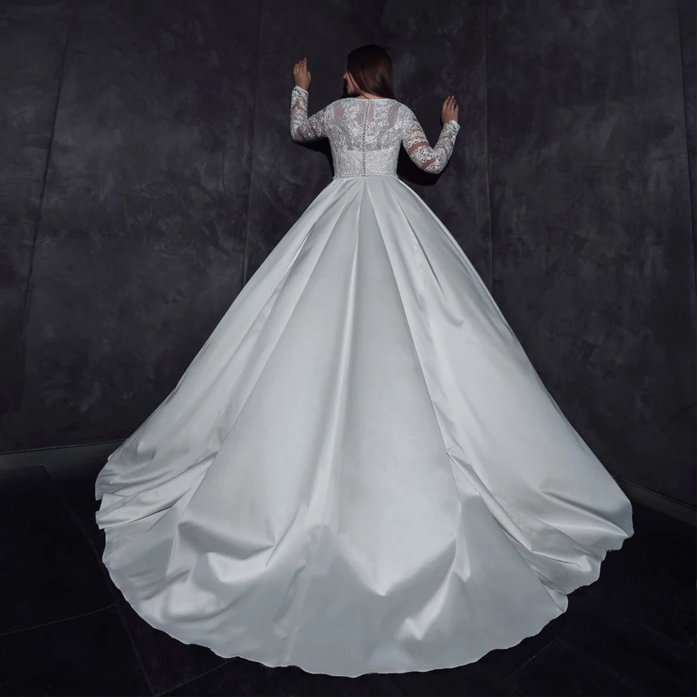 

Vestodos Elegant Wedding Dresses Satin Pleat Appliques V-Neck Full Sleeve Covered Button A-Line Bridal Gowns
