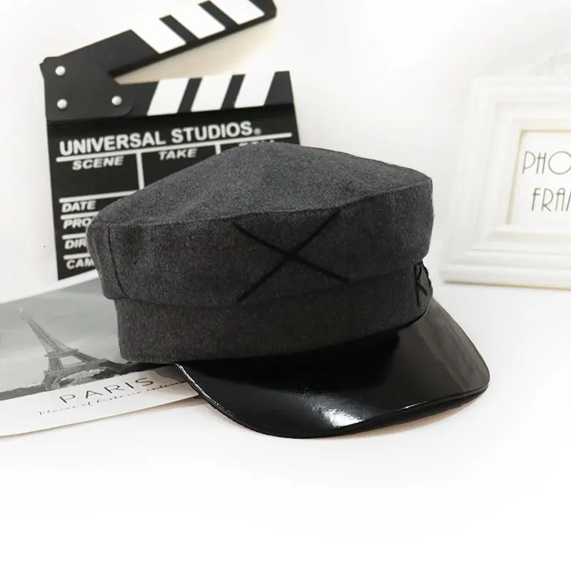 Hat Women's Beret Fashion Solid Color Wool Beret Octagon Cap Spring and Autumn Winter Lady Vintage Duck Tongue Beret Sun Hat