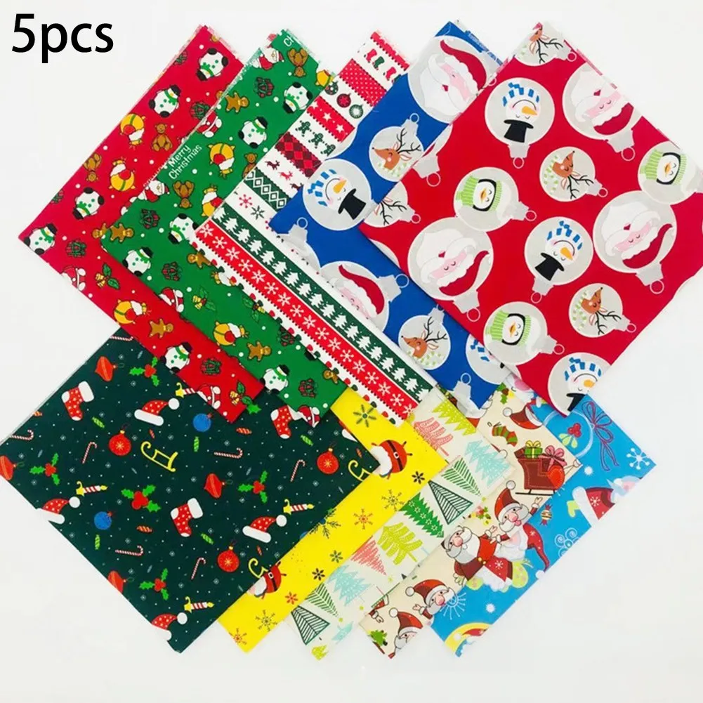 

5PCS Christmas Series Decoration Cloth Group DIY Handmade Patchwork Cotton Twill Print Cloth Head 25x20cm