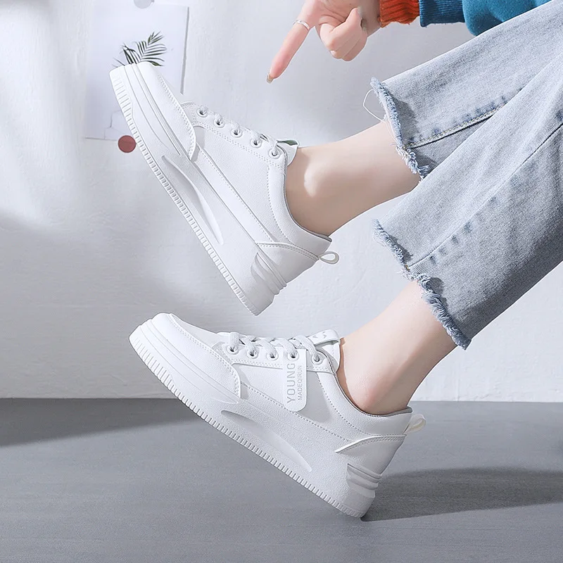 

2021 Spring New Breathable Student Board Shoes Korean Version Increased Casual Sports Shoes Basic Solid Color White Shoes