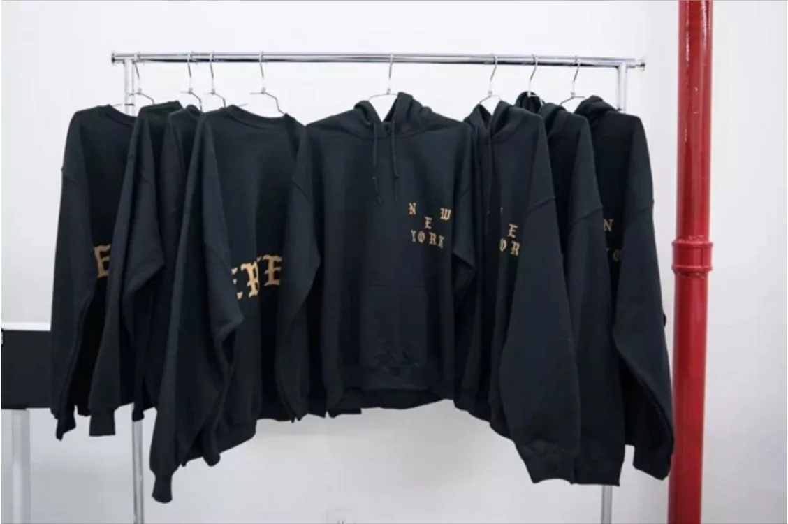 Kanye Big Talker Autumn And Winter "the Life of Pablo21 City New York Qualified Black And Golden plus Velvet Men And Women Hoodi