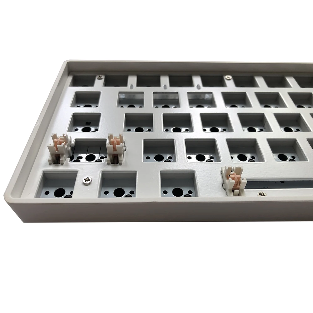 Беспроводная механическая клавиатура 68 клавиш 2 4 ГГц Bluetooth 65% популярный набор