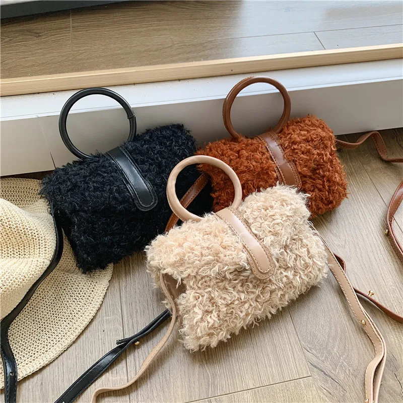 

Winter Wooly Bags For Women 2022 Faux Fur Small Handbag Women Warm Clutches Shoulder Bag Luxury Soft Plush Female Crossbody Bag