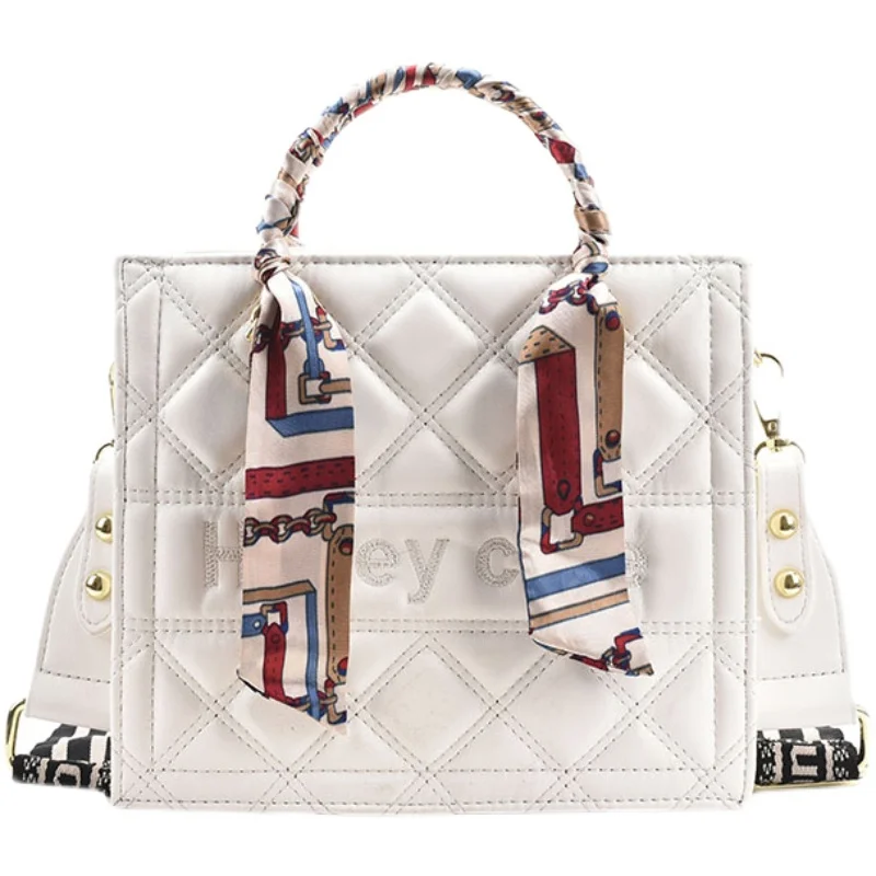 

2021 Spring Summer New Trendy High-End Fashion Broadband Rhombus Western Korean Style Messenger Portable Small Square Women Bag
