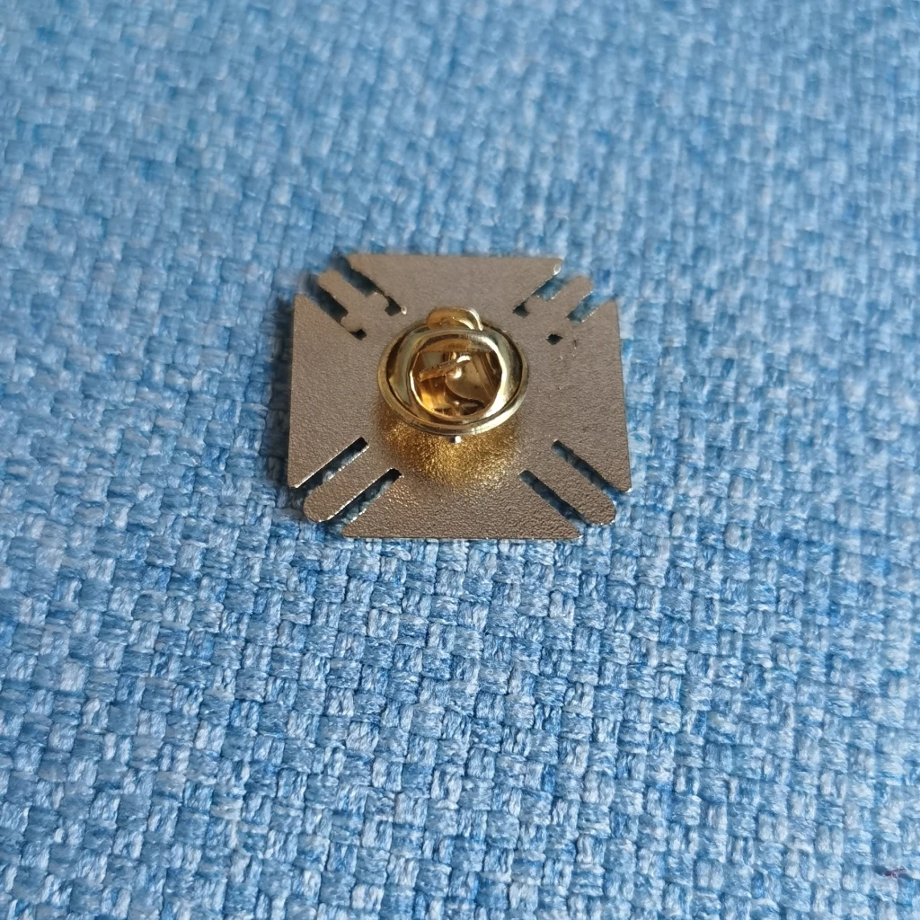 1 шт. &quotзначок с логотипом доспехов тампларов | Дом и сад