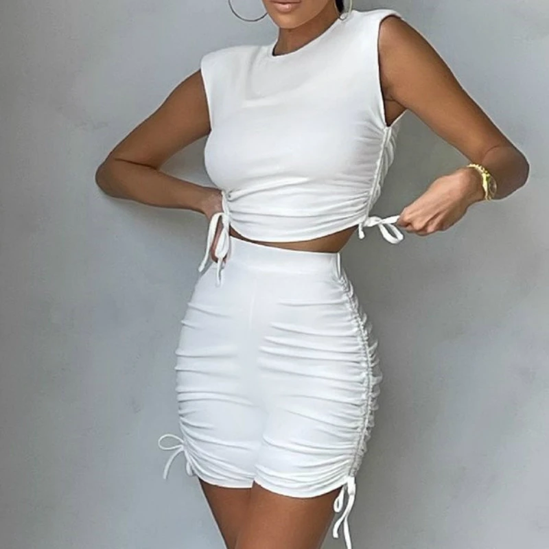 Костюм спортивный женский летний из 2 предметов укороченный топ без рукавов и