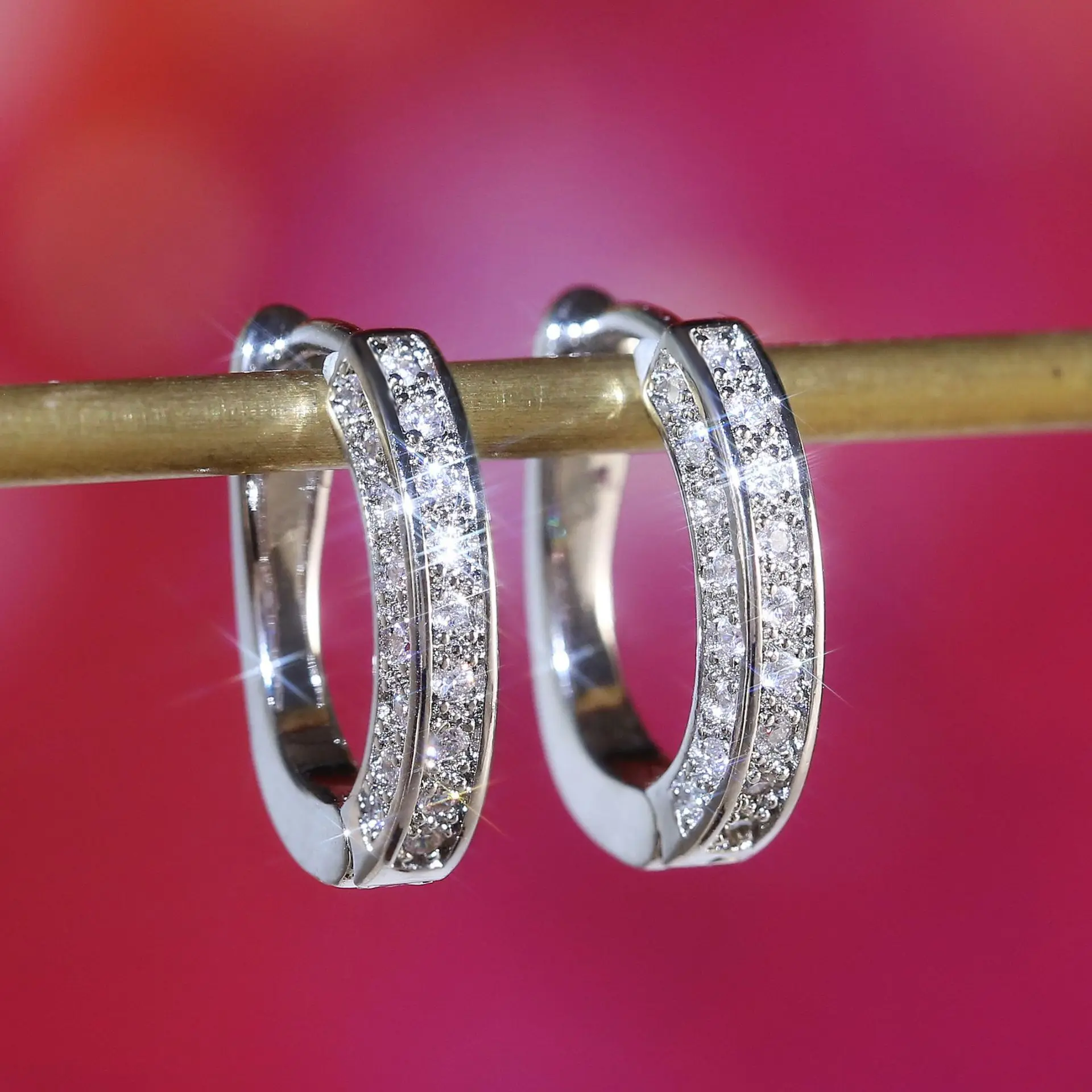 

U-shaped Geometric Zircon Earrings European And American Super Flash Full Diamond Earrings Earrings Female