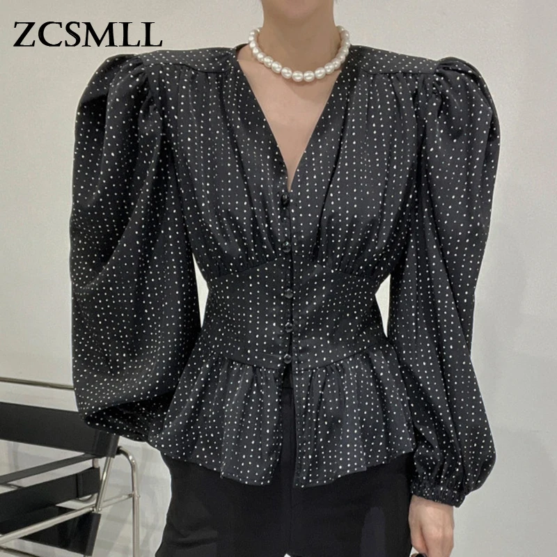 

ZCSMLL Korean Autumn Retro Palace Style V-neck Single-breasted Waist Thin Puff Sleeve Polka-dot Shirt Blouse Women