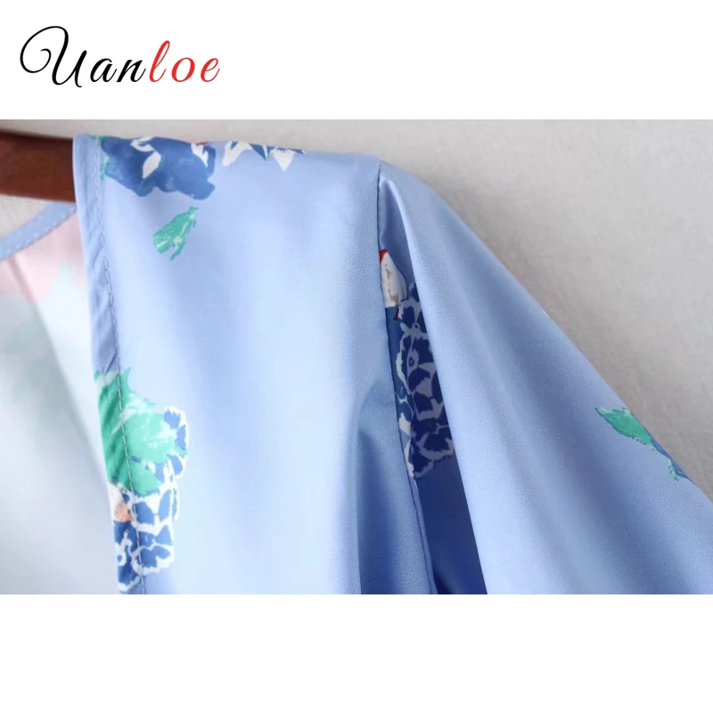 Женские пикантные укороченные топы с V-образным вырезом и цветочным принтом