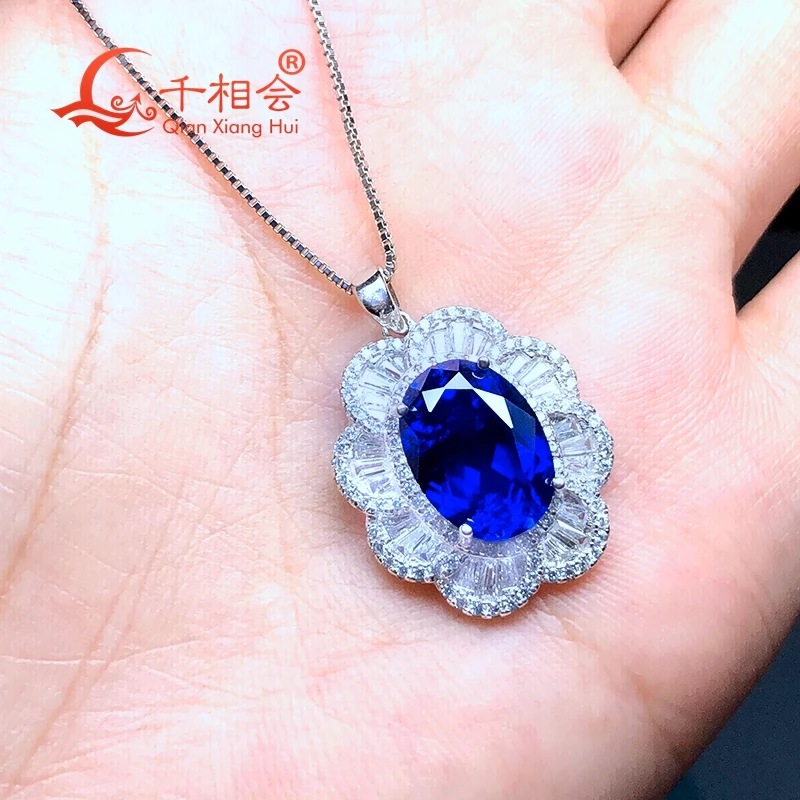 Ожерелье из серебра 925 пробы с искусственным синим сапфиром и основным камнем 10*14