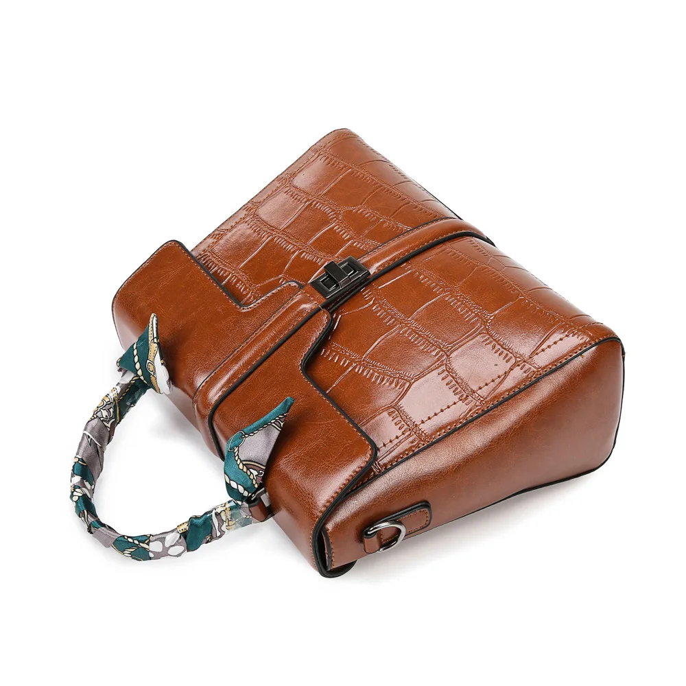 

Fashionable women's handbag new European and American simple women's bag retro Pu solid color large capacity single shoulder bag