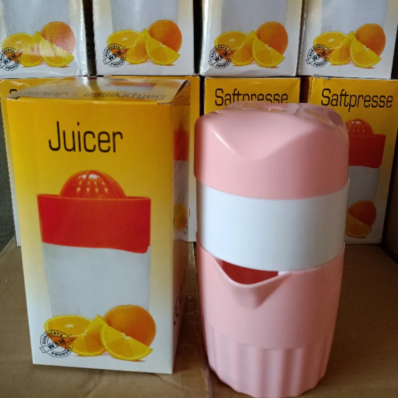 

Simple Manual Juicer Small Portable Orange Juice Cup Home Squeezer Orange Lemon Juicer Kitchen Tools