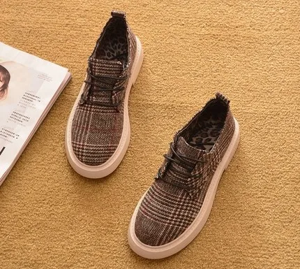 Туфли женские весенне-осенние в британском стиле лоферы на плоской подошве