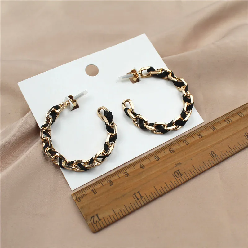 

New C circle chain is wrapped line temperament trend individual character female ear nail