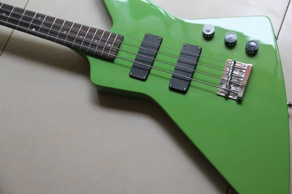 Оптовая продажа электрические басы 4 струны Высочайшее качество зеленый 130128 |