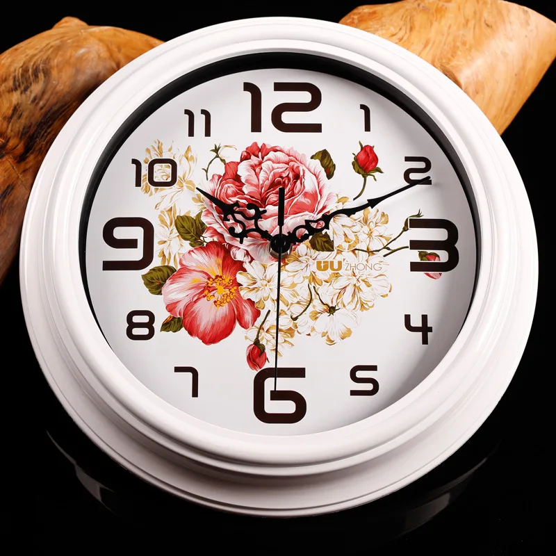 

12 Inch Luxury Retro Clock Living Room Bedroom Wall Clock Creative Simple Silent Wall Watch