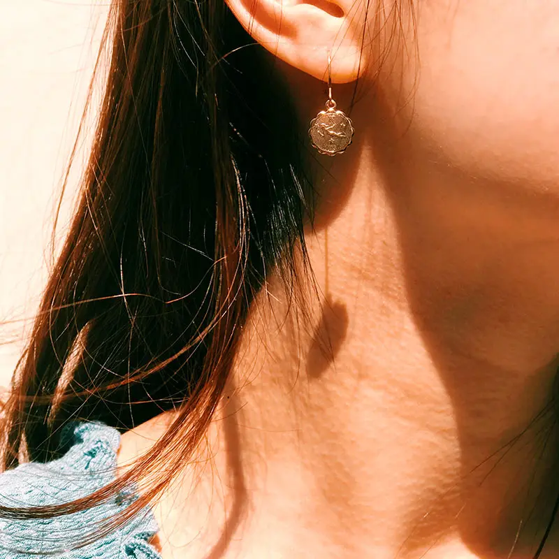 Женские Висячие серьги JUST FEEL золотые висячие с монетами Зодиак очаровательные в
