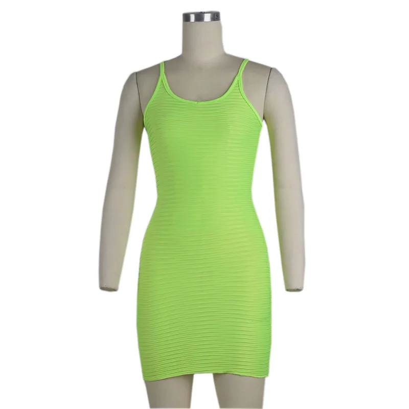 Lessverge ФЛУОРЕСЦЕНТНОЕ короткое летнее трикотажное платье женское неоновый