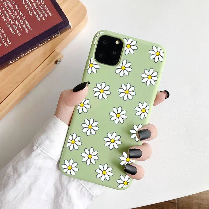 

Daisy Flower painting plant Phone Case Candy Color for iPhone 6 7 8 11 12 s mini pro X XS XR MAX Plus