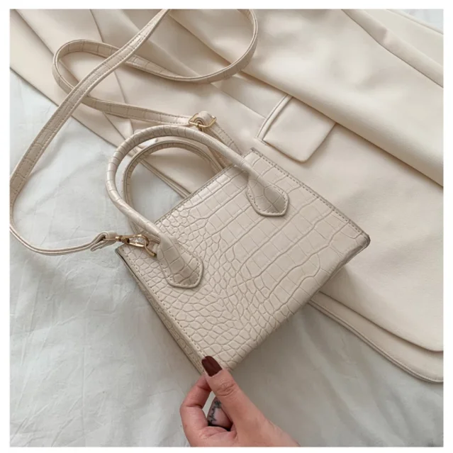 

C Home Bucket Bag 2021 New Women's Large Capacity Crossbody Bag Sheepskin Women's Bag Fashion Soft Leather Leather XB1035