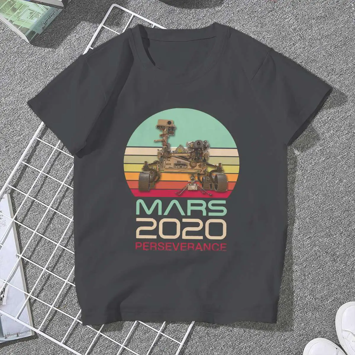 

Женская одежда Perseverance Mars 2020, женские футболки с графическим принтом, винтажные готические свободные топы, футболка, милая уличная одежда дл...