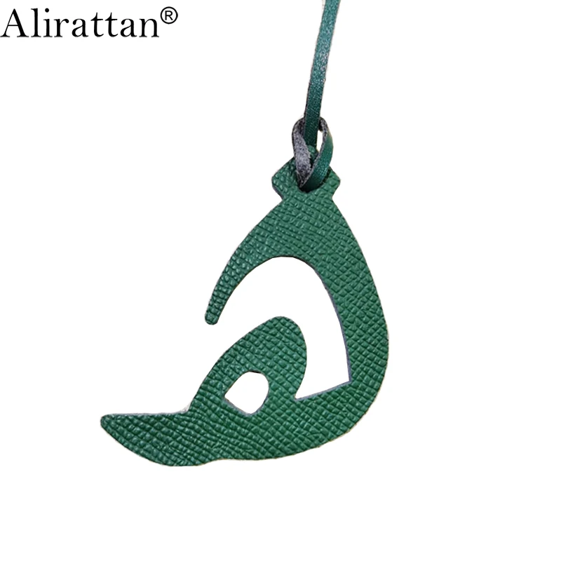 

Alirattan, новинка, натуральная кожа, арабское письмо, символ, очарование, оптовая продажа, на заказ, женский кожаный брелок, индивидуальный куло...