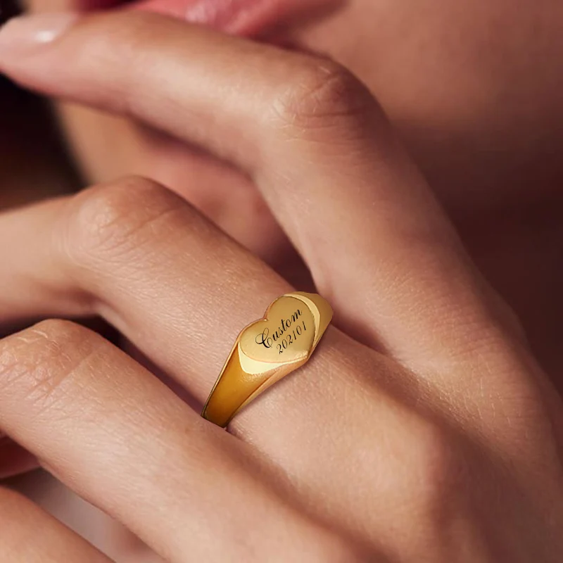 

Personalised Engraved Classic Heart Signet Ring for Womem Mom Wife Custom Letter Initial Love Ring Stainless Steel Jewelry