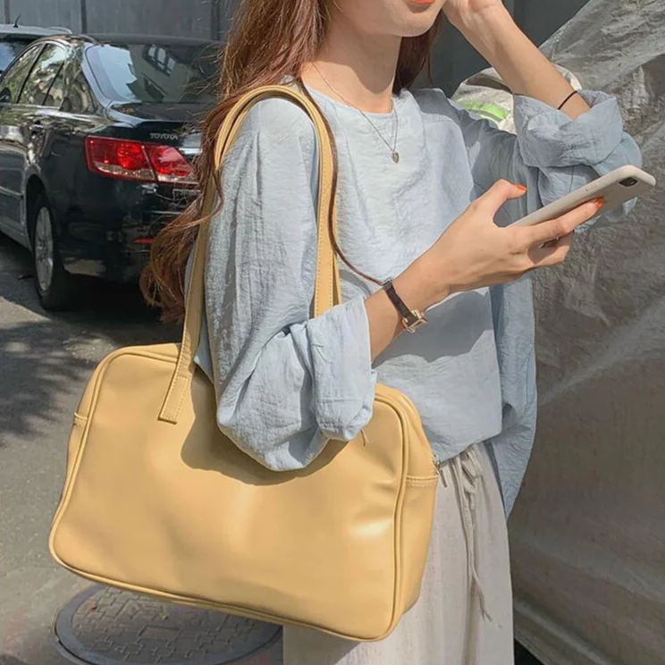 

Сумка на плечо женская из экокожи, саквояж большой вместимости в винтажном стиле, дизайнерский чемоданчик на плечо, повседневный тоут в сти...