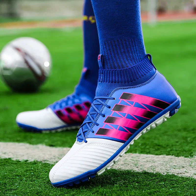 Youth Men Football Boots Cleats Indoor Turf Soccer Shoes for Men Non-slip Spike High Top Football Futsal Shoes chuteira campo