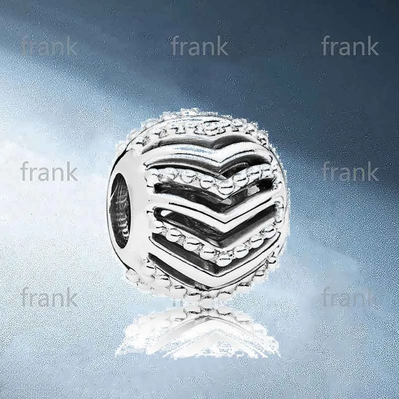 

797805 Stylish Wish Charm