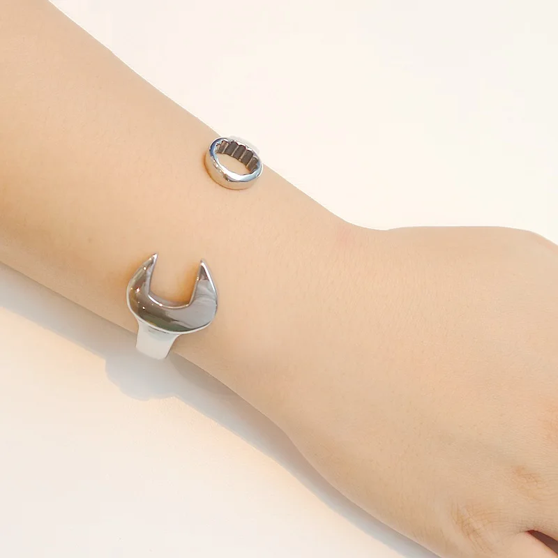 

Adjustable Wrench Tool Lever Pry Bracelet