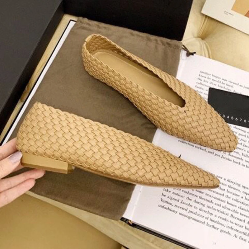 

Women's Shoes