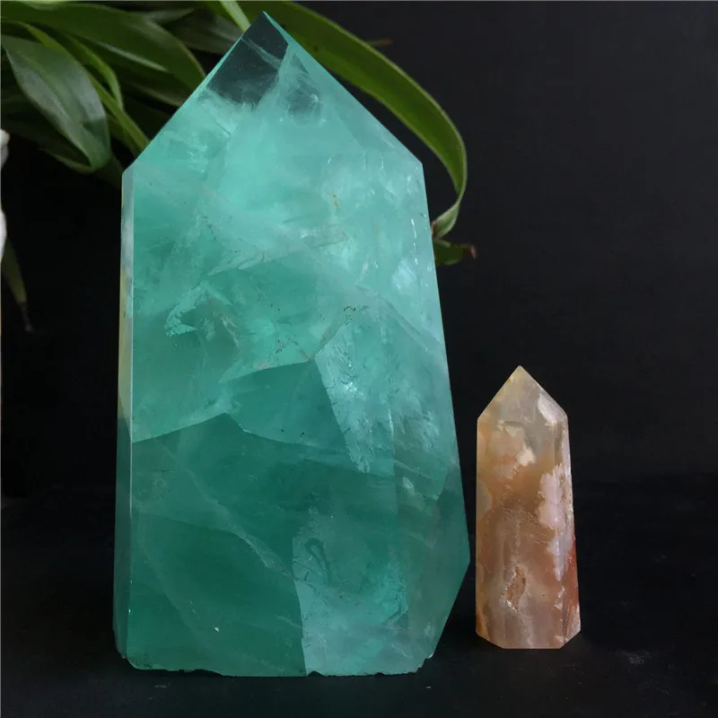 

Натуральный агат и зеленый вишневый цвет флюоритовая палочка лечебный драгоценный камень для украшения дома