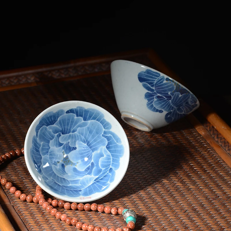 

Jingdezhen Vintage Blue and White Porcelain Hand-painted Peony Ceramic Hat Pu'er Tea Cup Kung Fu Set NO.YZ86