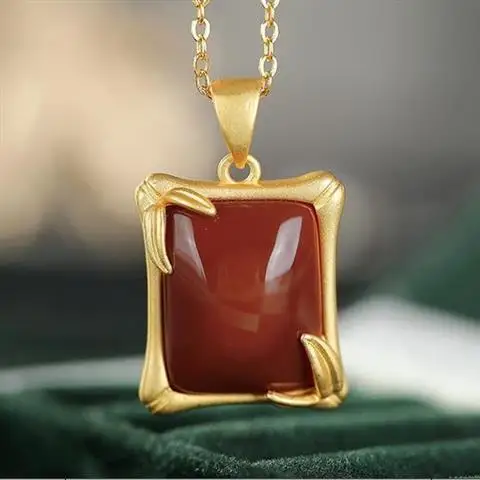 

S925 Sterling Silver Natural South Red Agate Retro Bamboo Leaf Simple Personalized All-Match Retro Ladies Pendant Silver Chain