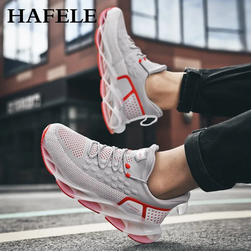 Мужская Спортивная обувь размера плюс с амортизатором черного и золотого цвета