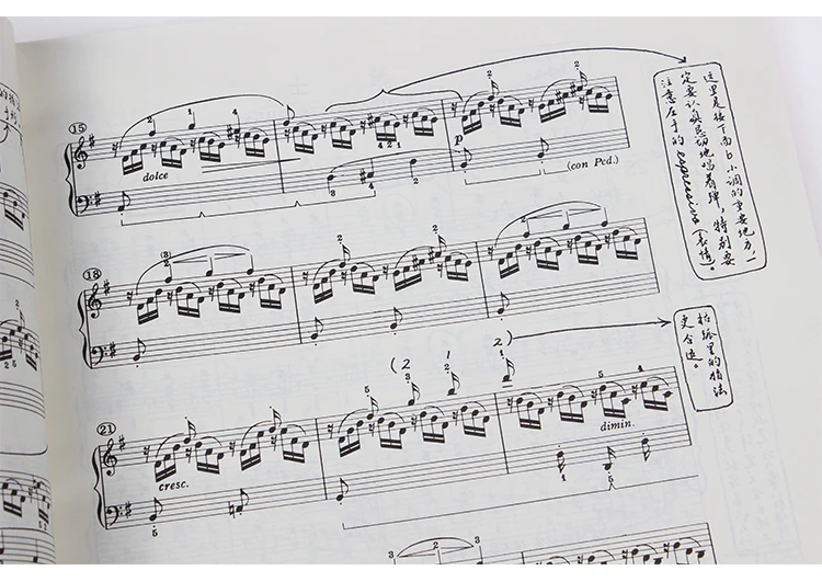 Аутентичная китайская музыкальная книга: книга Bouguer Mueller piano etude коллекция работа