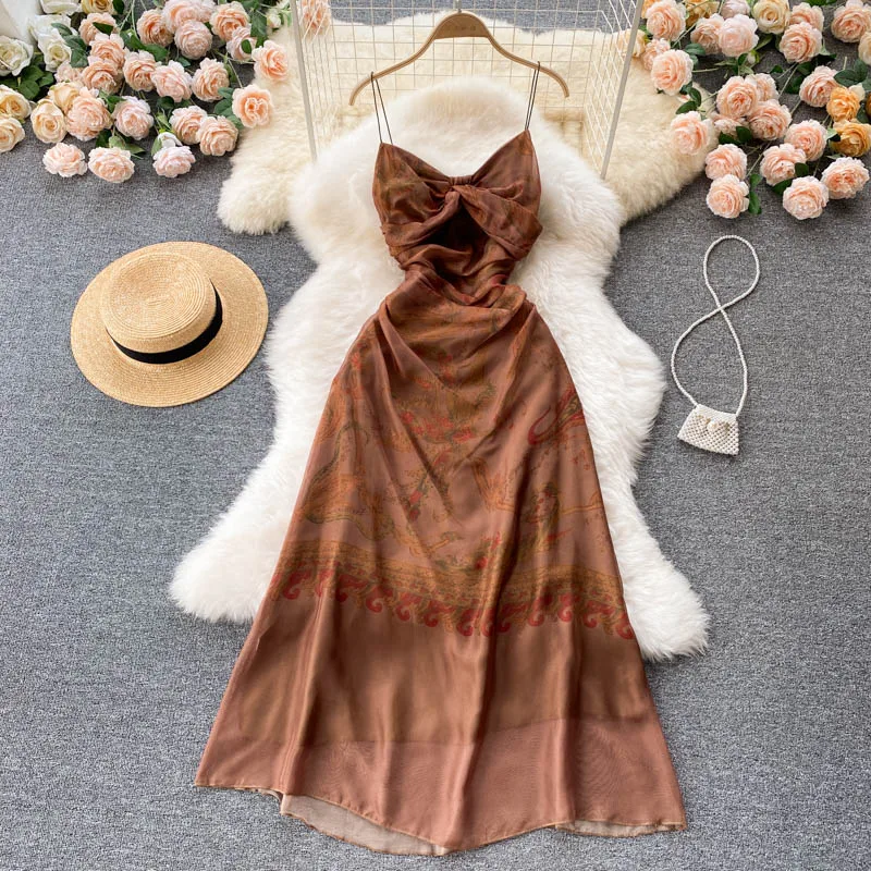 

Женское платье-трапеция в стиле ретро, с принтом