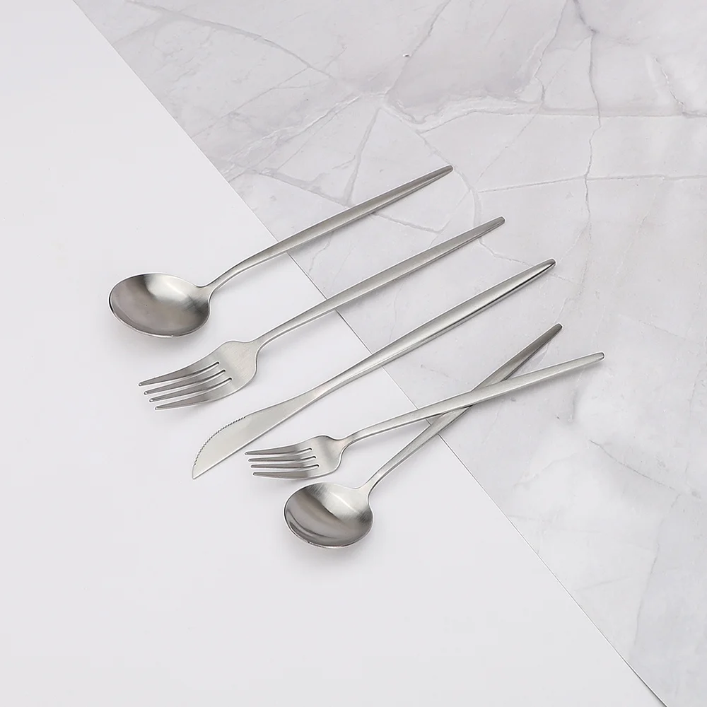 

Tableware Steel Cutlery Set 30Pcs Matte Silver Forks Knives Dessert Spoons Wedding Christmas Gift Spoon Fork Dinnerware Set