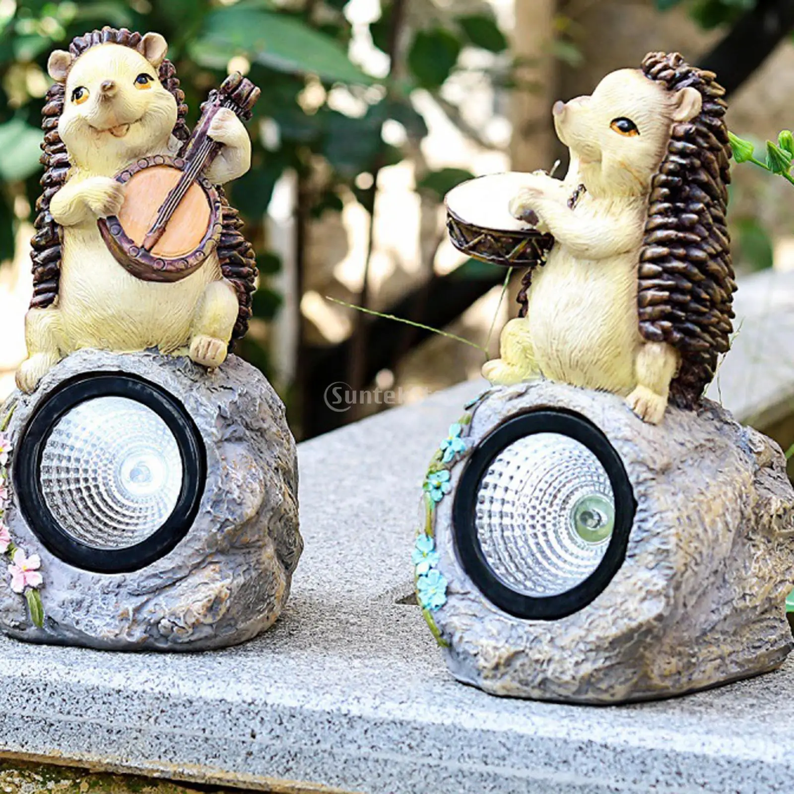 

Adorable Resin Solar Powered Garden Statue Lawn Decor Hedgehog Porch Gift