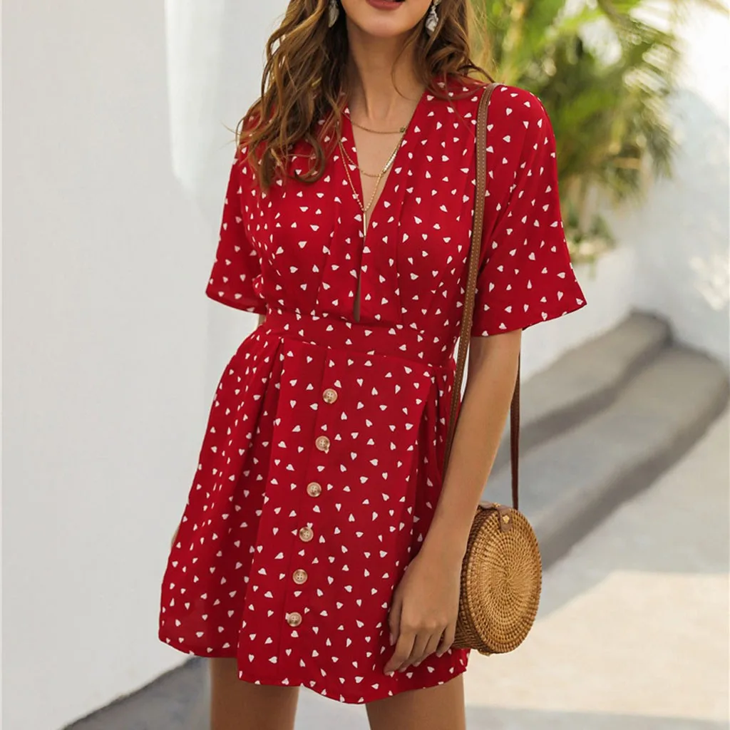 Красное женское платье в горошек с коротким рукавом и v образным вырезом короткое