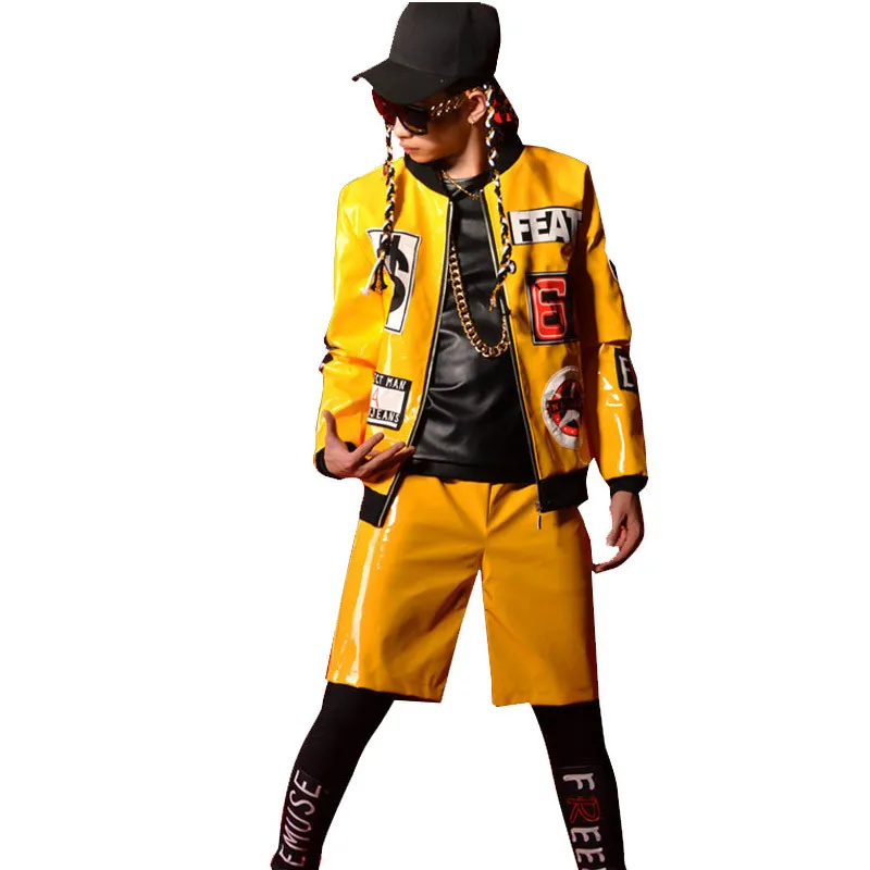 Мужской брючный костюм из лакированной кожи желтый куртки и шорт для выступлений
