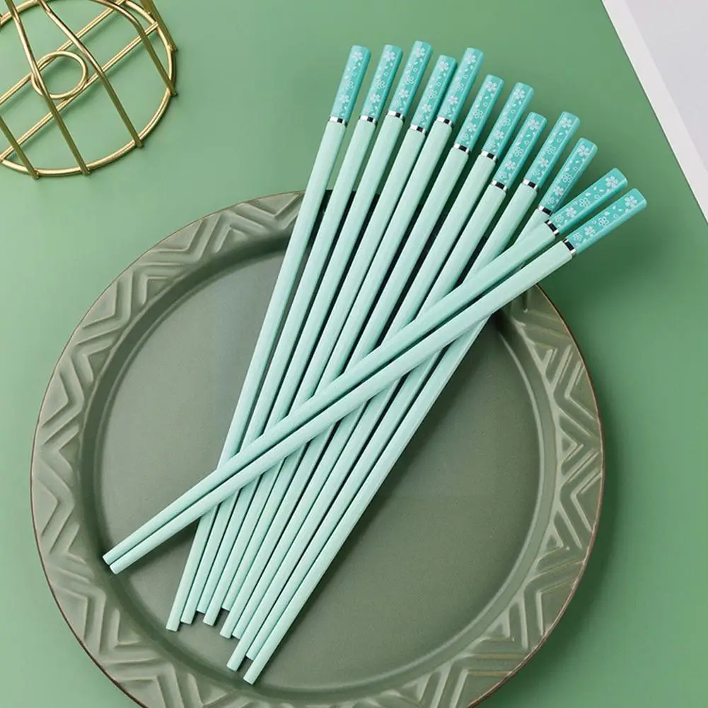 

Household Pointed Chopsticks Non-slip Chopsticks Moisture-proof Color Chopsticks Chopsticks Gold-top Alloy C8l6